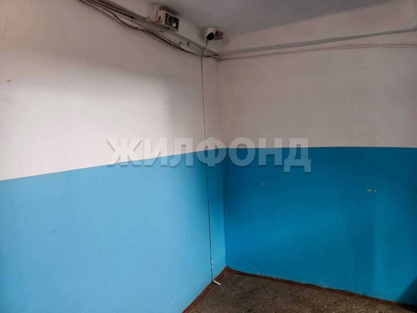 
  Продается 3-комн. квартира, 60 м², 40 лет Октября ул
. Фото 9.