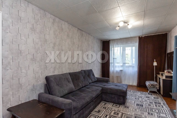 
  Продается 3-комн. квартира, 57.2 м², Глушкова ул
. Фото 1.