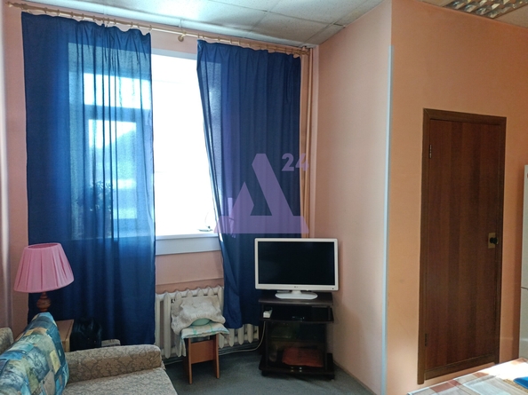 
  Продается 2-комн. квартира, 40.8 м², Брусилова ул, д. 8б
. Фото 3.