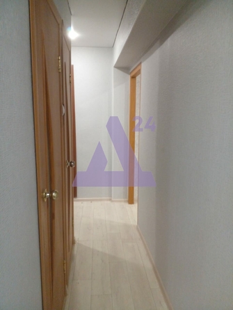 
  Продается 2-комн. квартира, 43 м², Тракторная ул, д. 34
. Фото 8.