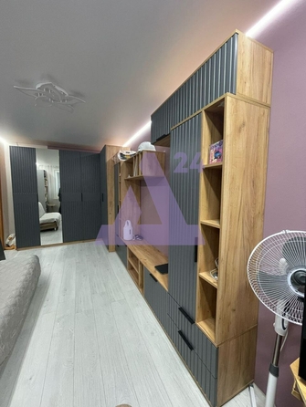 
  Продается 2-комн. квартира, 43.2 м², Колесная ул, д. 12
. Фото 7.