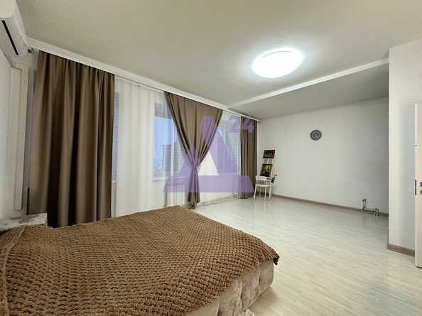 
  Продается 4-комн. квартира, 127 м², Папанинцев ул, д. 134
. Фото 16.