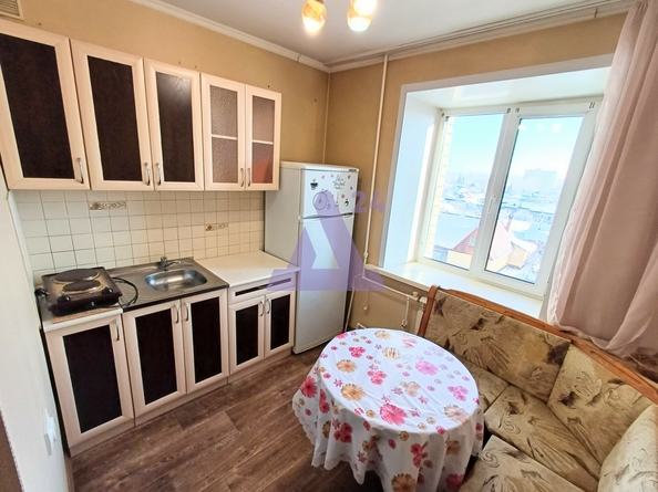 
  Продается 1-комн. квартира, 32.8 м², Челюскинцев ул, д. 76
. Фото 5.