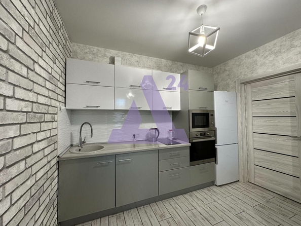 
  Продается 3-комн. квартира, 64.6 м², Власихинская ул, д. 65А
. Фото 4.