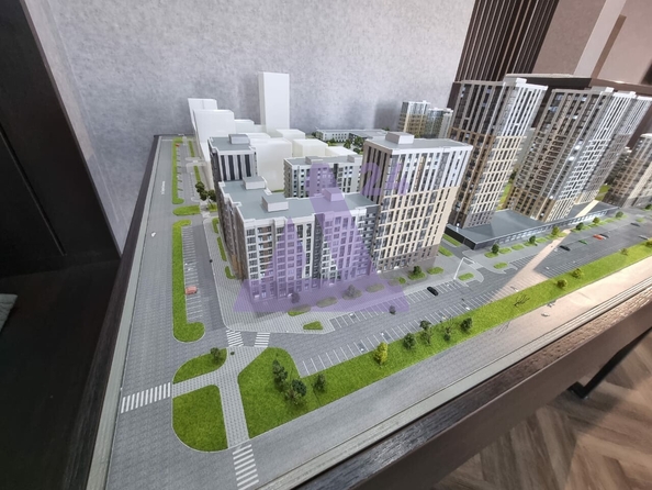 
  Продается 1-комн. квартира, 36.8 м², ЖК Шотландия, Солнечная поляна 69
. Фото 2.
