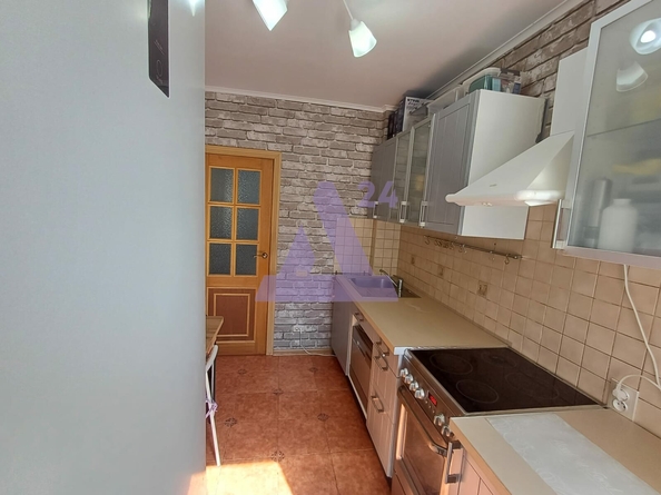 
  Продается 3-комн. квартира, 58.4 м², Шумакова ул, д. 52
. Фото 7.