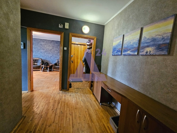 
  Продается 3-комн. квартира, 70 м², Строителей пр-кт, д. 34
. Фото 10.