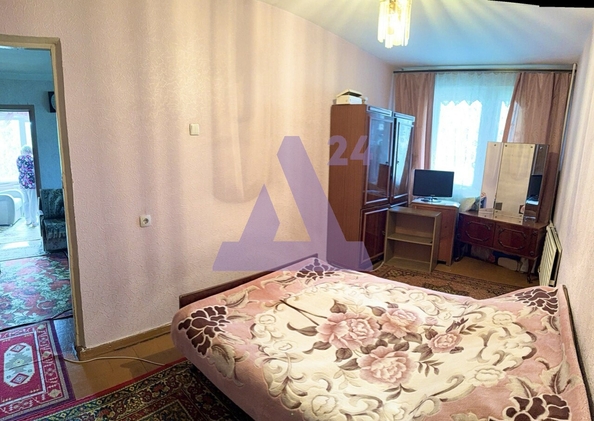 
  Продается 4-комн. квартира, 78 м², Солнечная Поляна ул, д. 21
. Фото 9.