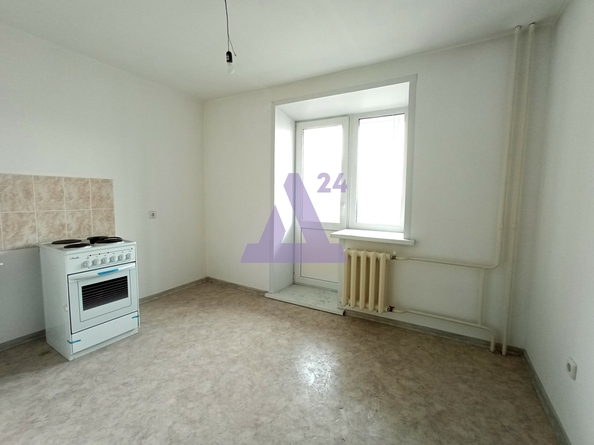 
  Продается 1-комн. квартира, 35 м², ЖК Радужный, Анатолия дом 100
. Фото 3.