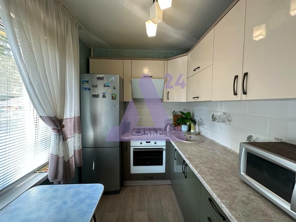 
  Продается 3-комн. квартира, 54 м², Георгия Исакова ул, д. 232
. Фото 4.