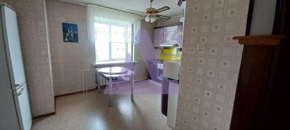 
  Продается 3-комн. квартира, 89.9 м², Малахова ул, д. 113
. Фото 5.