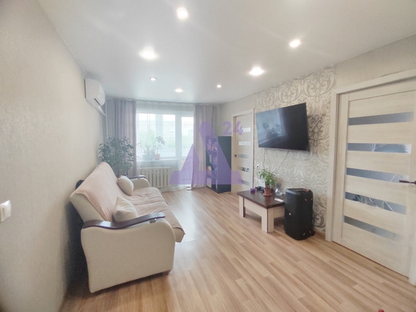 
  Продается 4-комн. квартира, 60.8 м², 7 (Северный мкр) кв-л, д. 14
. Фото 9.