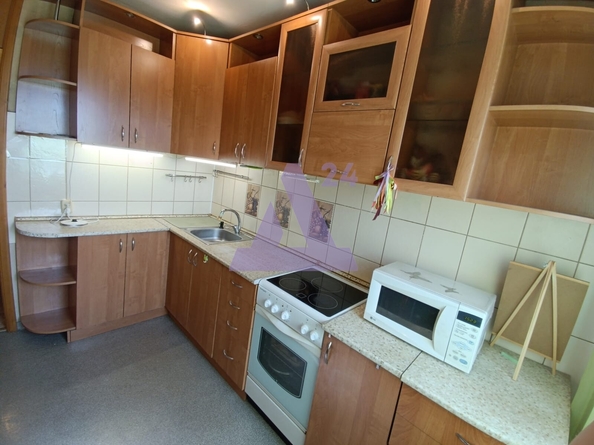 
  Продается 2-комн. квартира, 52.7 м², Весенняя ул, д. 12
. Фото 2.