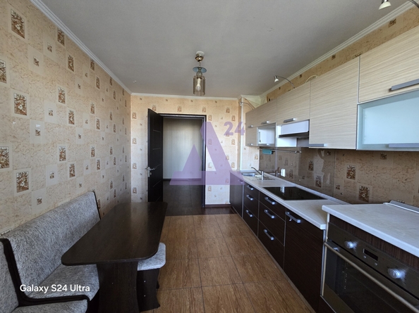
  Продается 2-комн. квартира, 60.2 м², Павловский тракт, д. 221
. Фото 10.