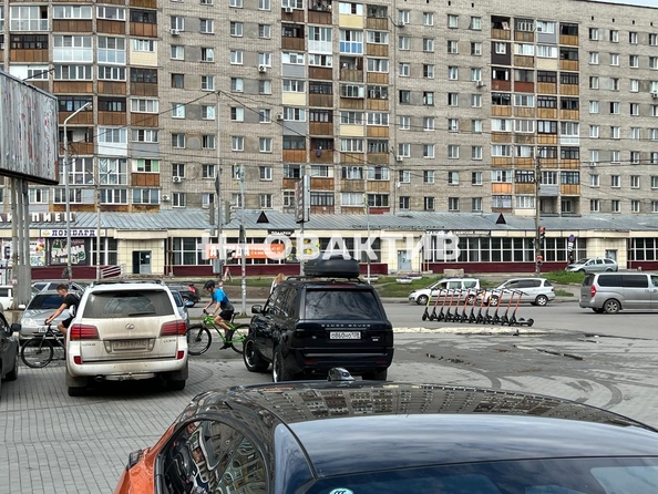 
  Продается торговая площадь, 1980 м², Советская ул, д. 214
. Фото 2.