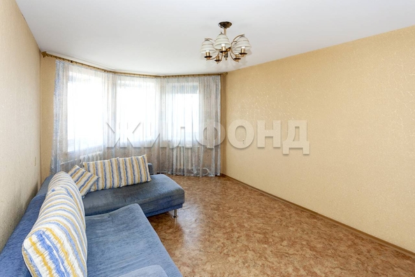 
  Продается 1-комн. квартира, 42.7 м², Сухэ-Батора ул
. Фото 3.