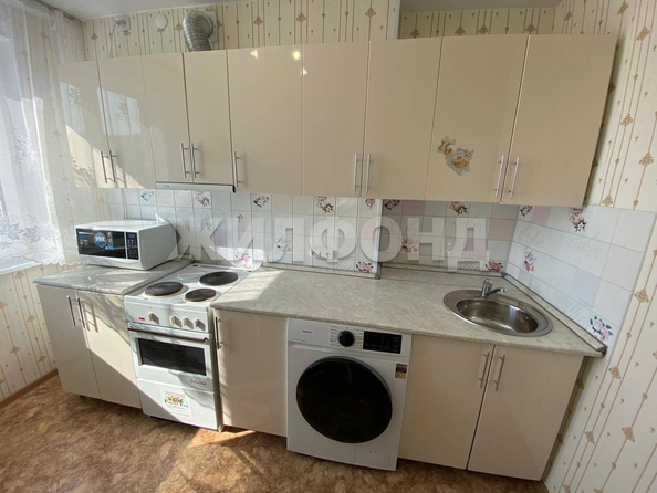 
  Продается 2-комн. квартира, 43 м², Попова ул
. Фото 2.