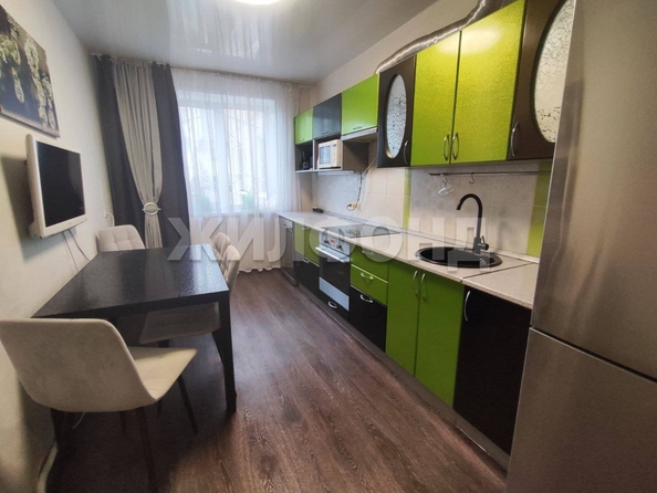 
  Продается 4-комн. квартира, 87 м², Шукшина ул
. Фото 1.