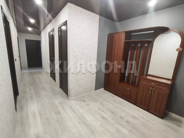 
  Продается 4-комн. квартира, 87 м², Шукшина ул
. Фото 16.