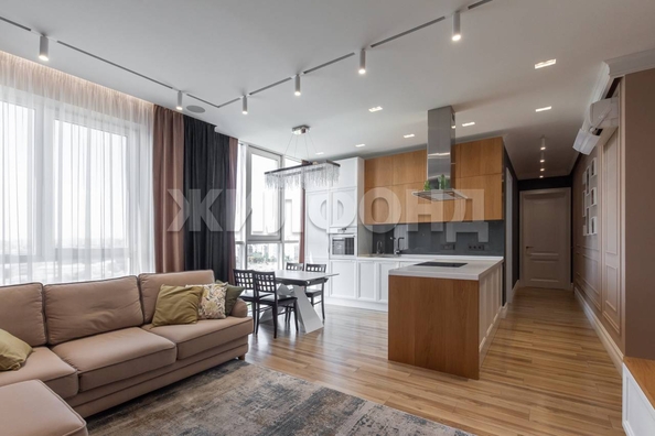 
  Продается 3-комн. квартира, 98.22 м², Взлетная ул
. Фото 1.