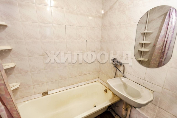 
  Продается 4-комн. квартира, 74 м², Космонавтов ул
. Фото 19.