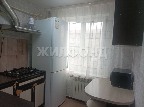
  Продается 3-комн. квартира, 62.8 м², Майская ул
. Фото 2.