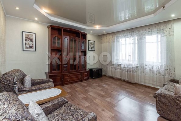 
  Продается 3-комн. квартира, 71.5 м², Шумакова ул
. Фото 5.