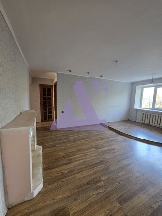 
  Продается 3-комн. квартира, 55.9 м², Парковая ул, д. 3
. Фото 2.