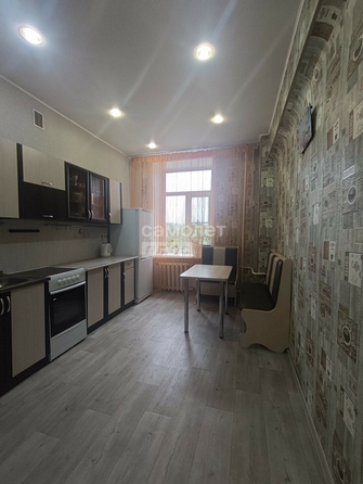 
  Продается 1-комн. квартира, 37.5 м², Калинина ул, д. 14
. Фото 3.