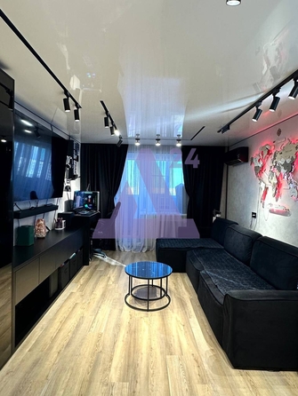 
  Продается 4-комн. квартира, 89.5 м², Малахова ул, д. 118
. Фото 12.