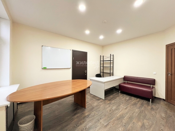 
  Продается готовый бизнес, 30 м², Красноармейский пр-кт, д. 112а
. Фото 1.