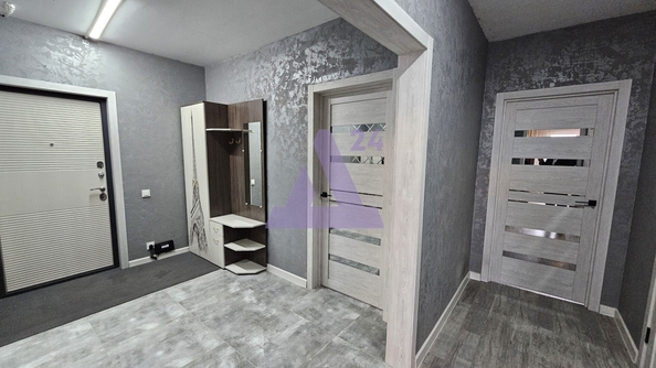 
  Продается 3-комн. квартира, 85.3 м², Солнечная Поляна ул, д. 94
. Фото 12.