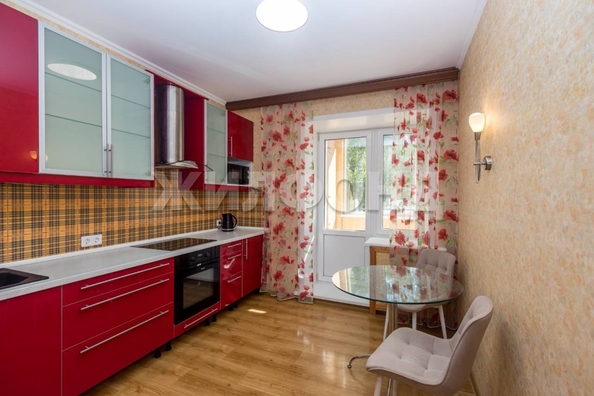 
  Продается 2-комн. квартира, 63.4 м², Антона Петрова ул
. Фото 3.
