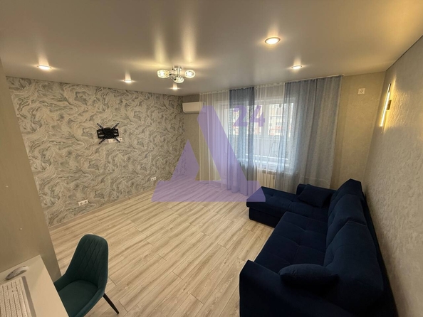 
  Продается 1-комн. квартира, 36 м², Солнечная Поляна ул, д. 99б
. Фото 6.