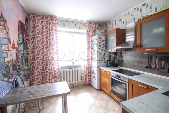 
  Продается 2-комн. квартира, 52.5 м², Солнечная Поляна ул
. Фото 10.