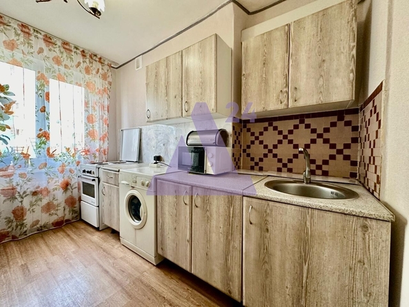 
  Продается 2-комн. квартира, 45.1 м², Сиреневая ул, д. 13
. Фото 10.