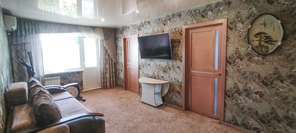 
  Продам 4-комн. квартиру 60.9 м². Фото 1.