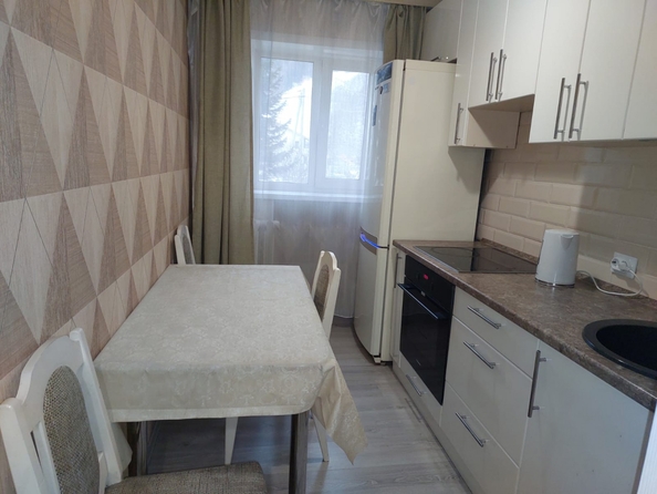 
  Продается 3-комн. квартира 58 м². Фото 1.