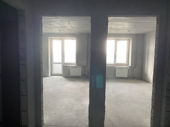 
  Продается 3-комн. квартира 77.7 м², в ЖК Петра Cухова, дом 34. Фото 27.