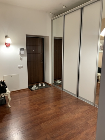 
  Сдается 3-комн. квартира 128 м². Фото 7.