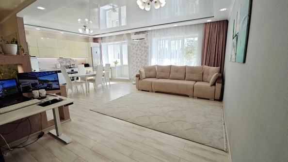 
  Продается 3-комн. квартира 80.7 м². Фото 1.