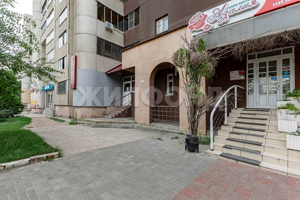 
  Продается 4-комн. квартира 217.6 м². Фото 31.