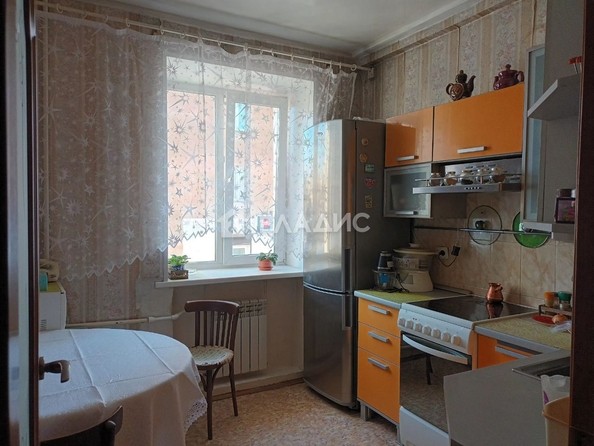 
   Продам 2-комнатную, 63 м², Гагарина ул, 42

. Фото 4.