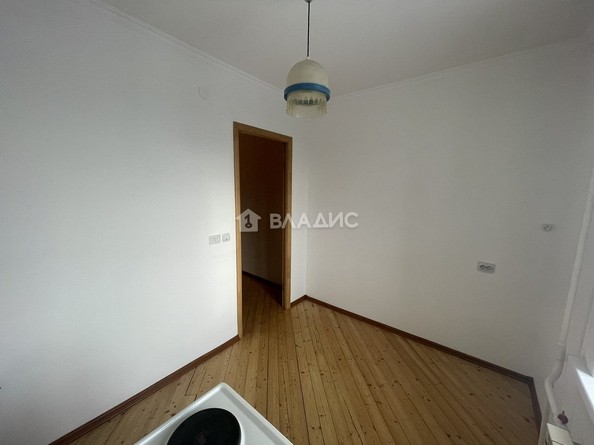 
   Продам 1-комнатную, 35.8 м², Кабанская ул, 16

. Фото 3.