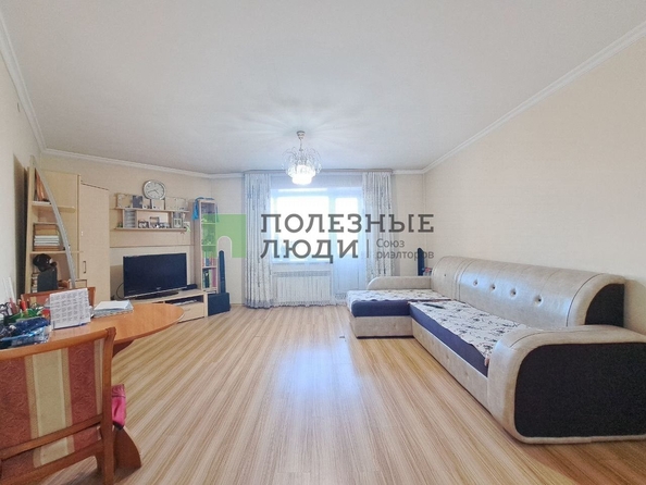 
   Продам 3-комнатную, 72 м², Гагарина ул, 73А

. Фото 6.