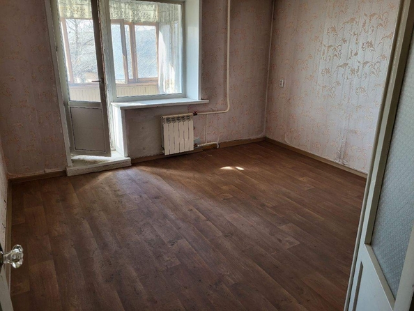 
   Продам 2-комнатную, 63.2 м², Иванова ул, 19

. Фото 2.