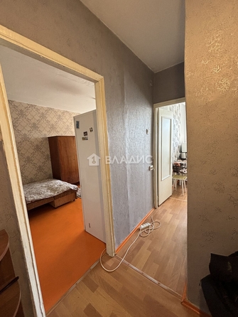 
   Продам 1-комнатную, 32.4 м², Клыпина ул, 10

. Фото 2.