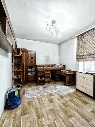 
   Продам 3-комнатную, 74.9 м², 

. Фото 1.