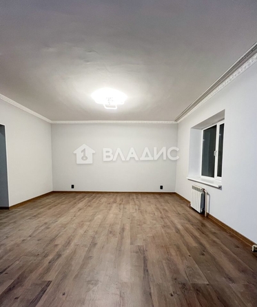 
   Продам 2-комнатную, 54 м², 0-я (СНТ Сибиряк тер) ул, 4А

. Фото 2.