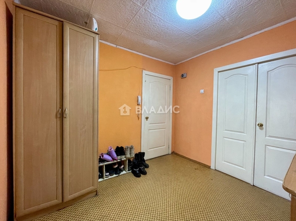 
   Продам 3-комнатную, 67.5 м², Строителей ул, 60

. Фото 3.